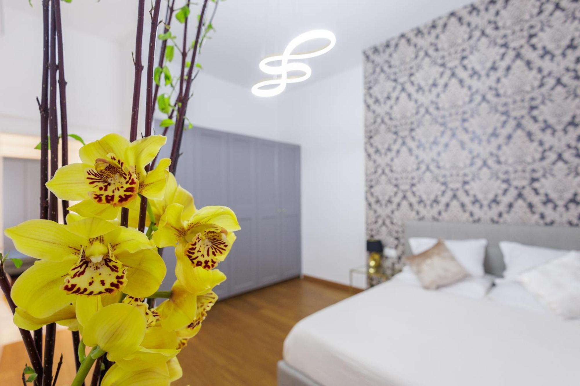 Genoa Lux Apartments With Parking Экстерьер фото