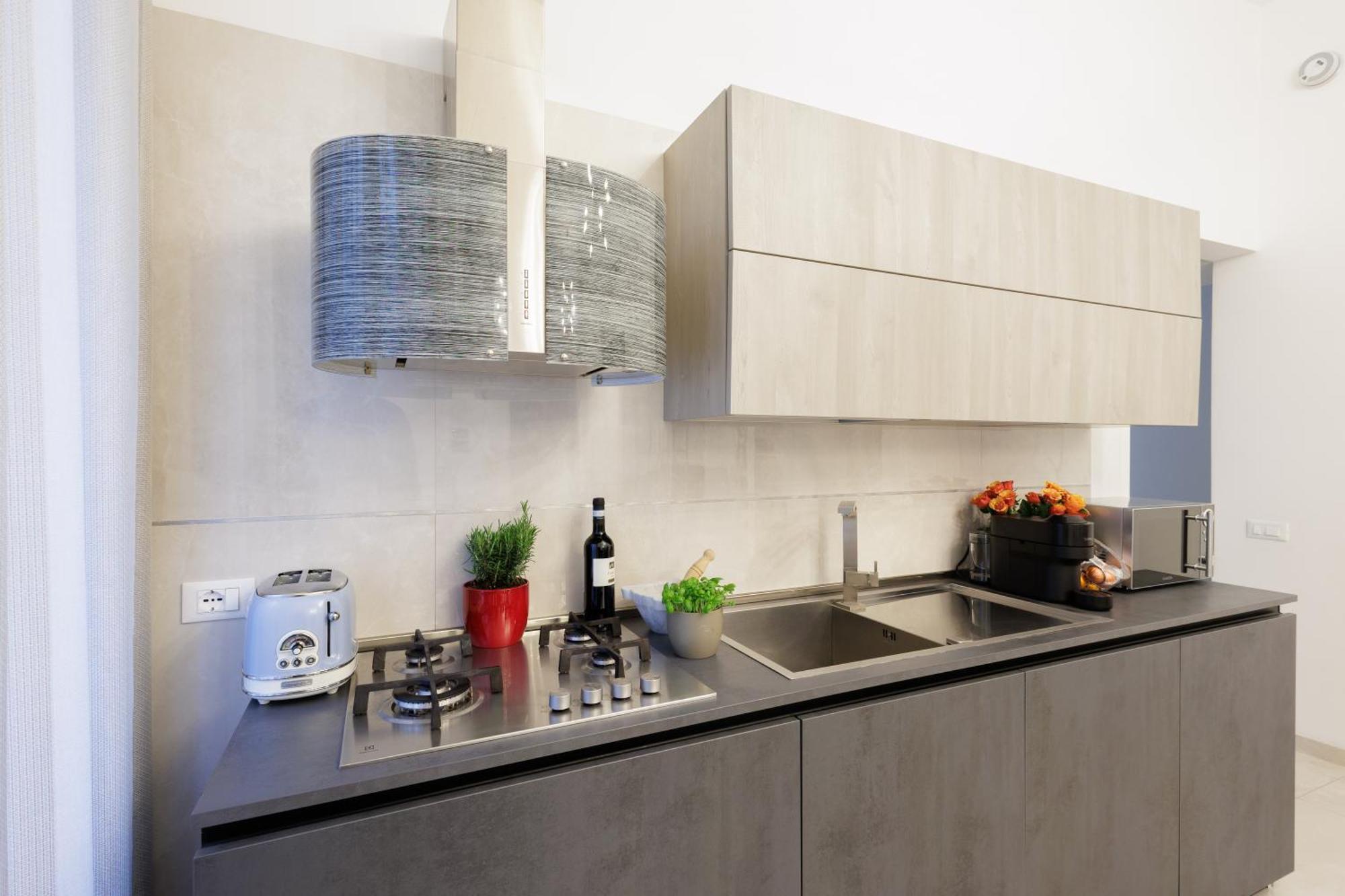 Genoa Lux Apartments With Parking Экстерьер фото