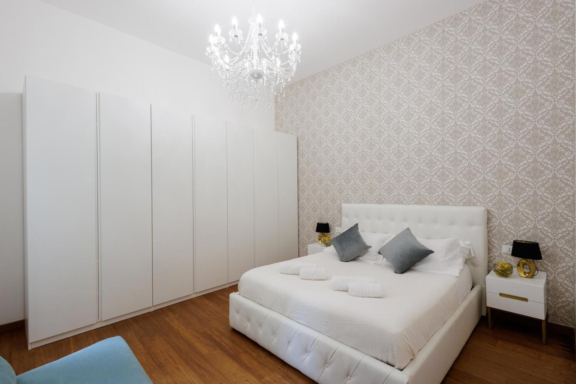 Genoa Lux Apartments With Parking Экстерьер фото