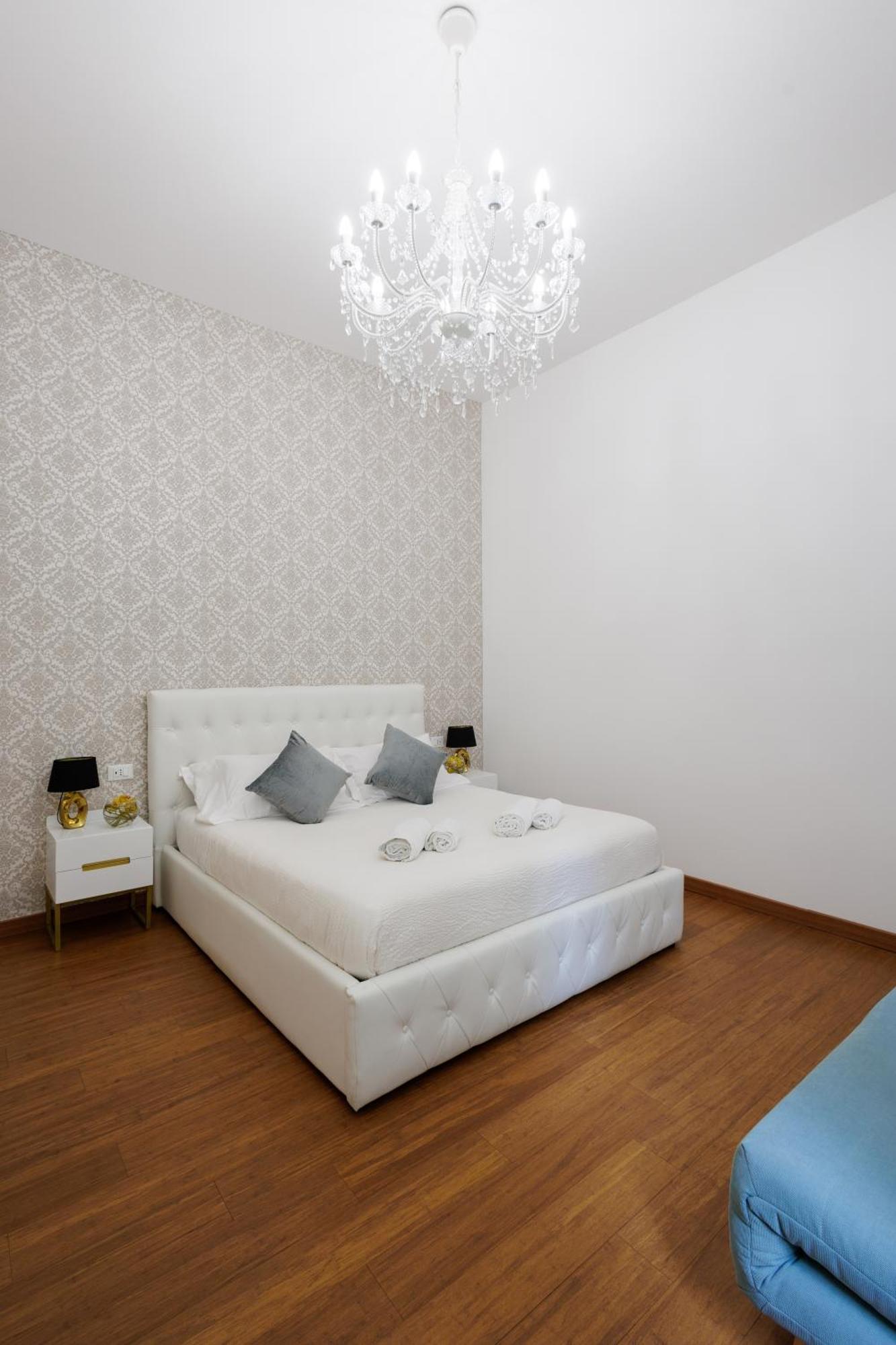 Genoa Lux Apartments With Parking Экстерьер фото