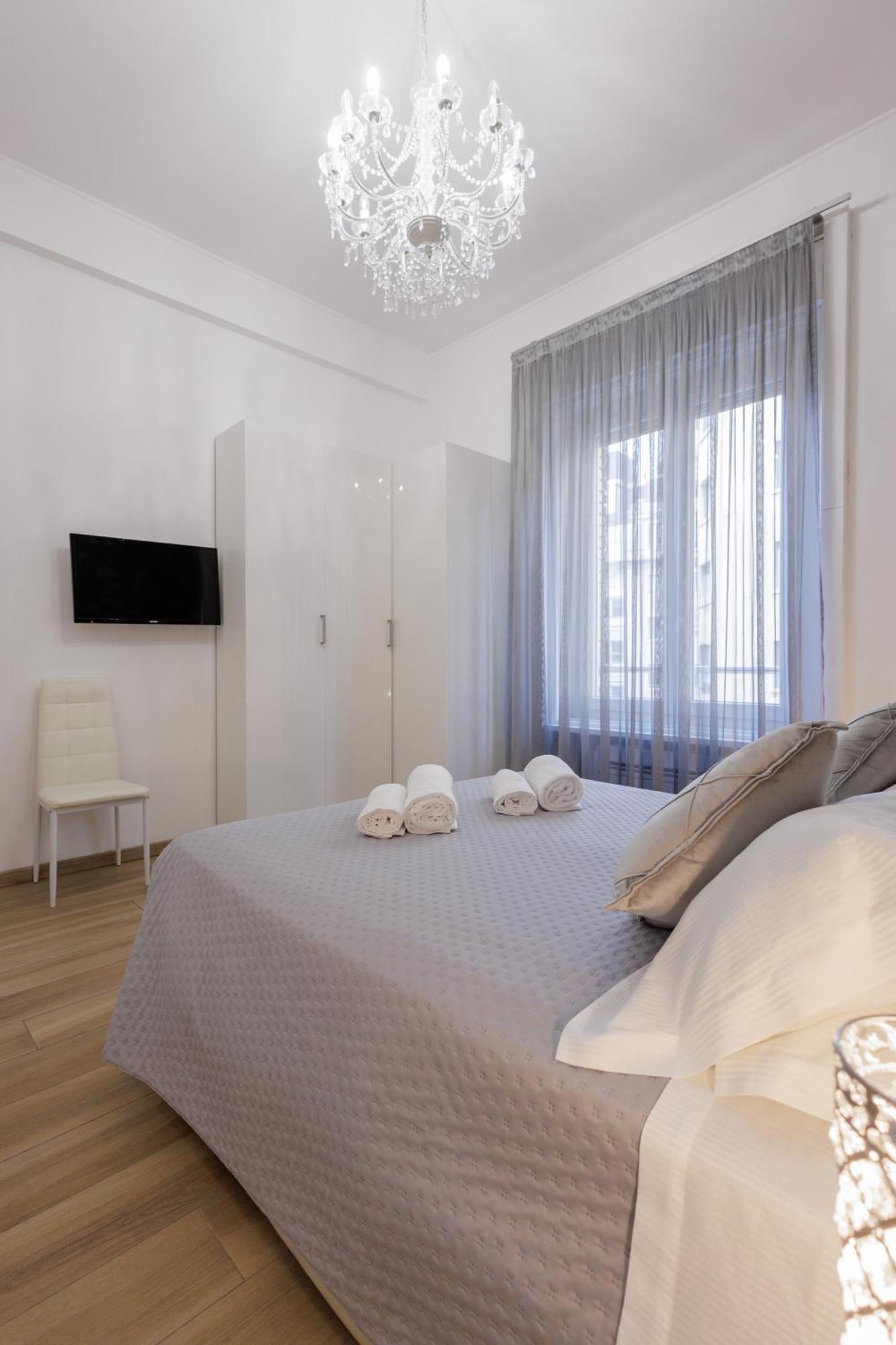 Genoa Lux Apartments With Parking Экстерьер фото