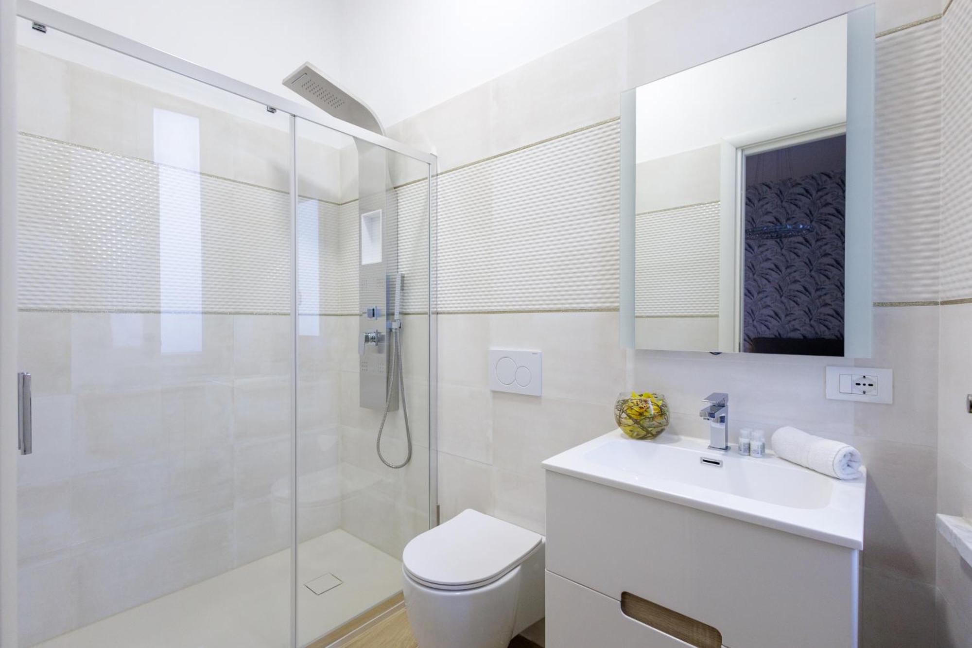 Genoa Lux Apartments With Parking Экстерьер фото