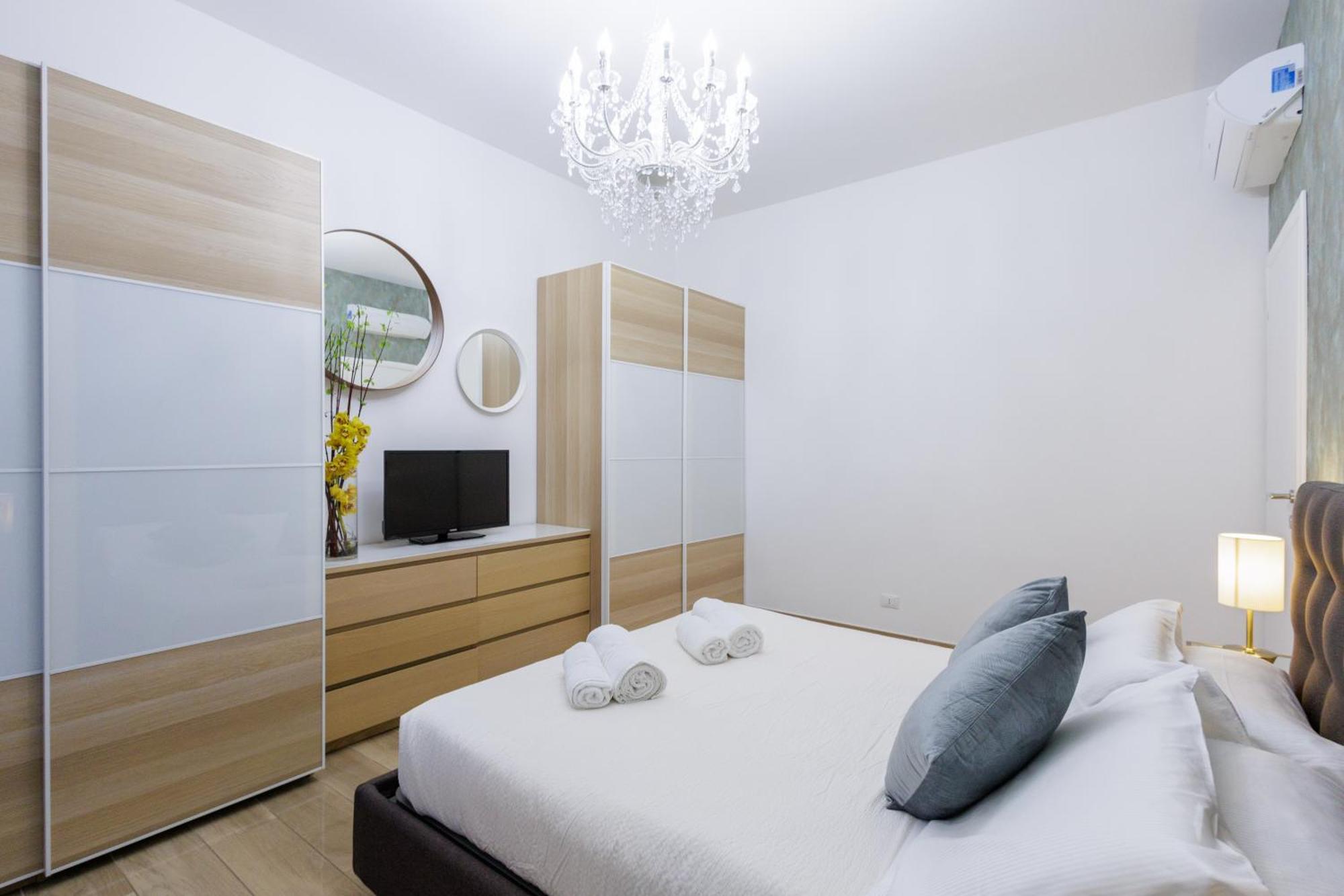 Genoa Lux Apartments With Parking Экстерьер фото
