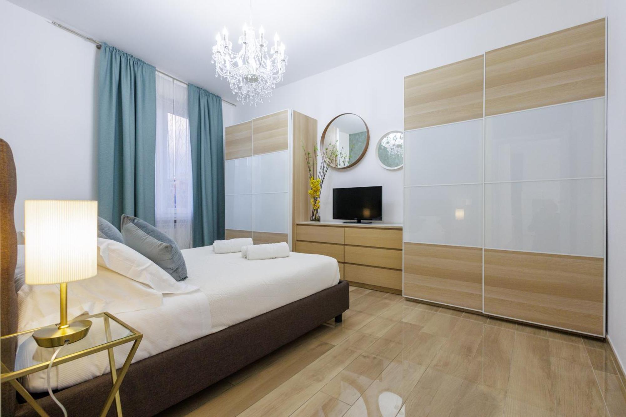 Genoa Lux Apartments With Parking Экстерьер фото