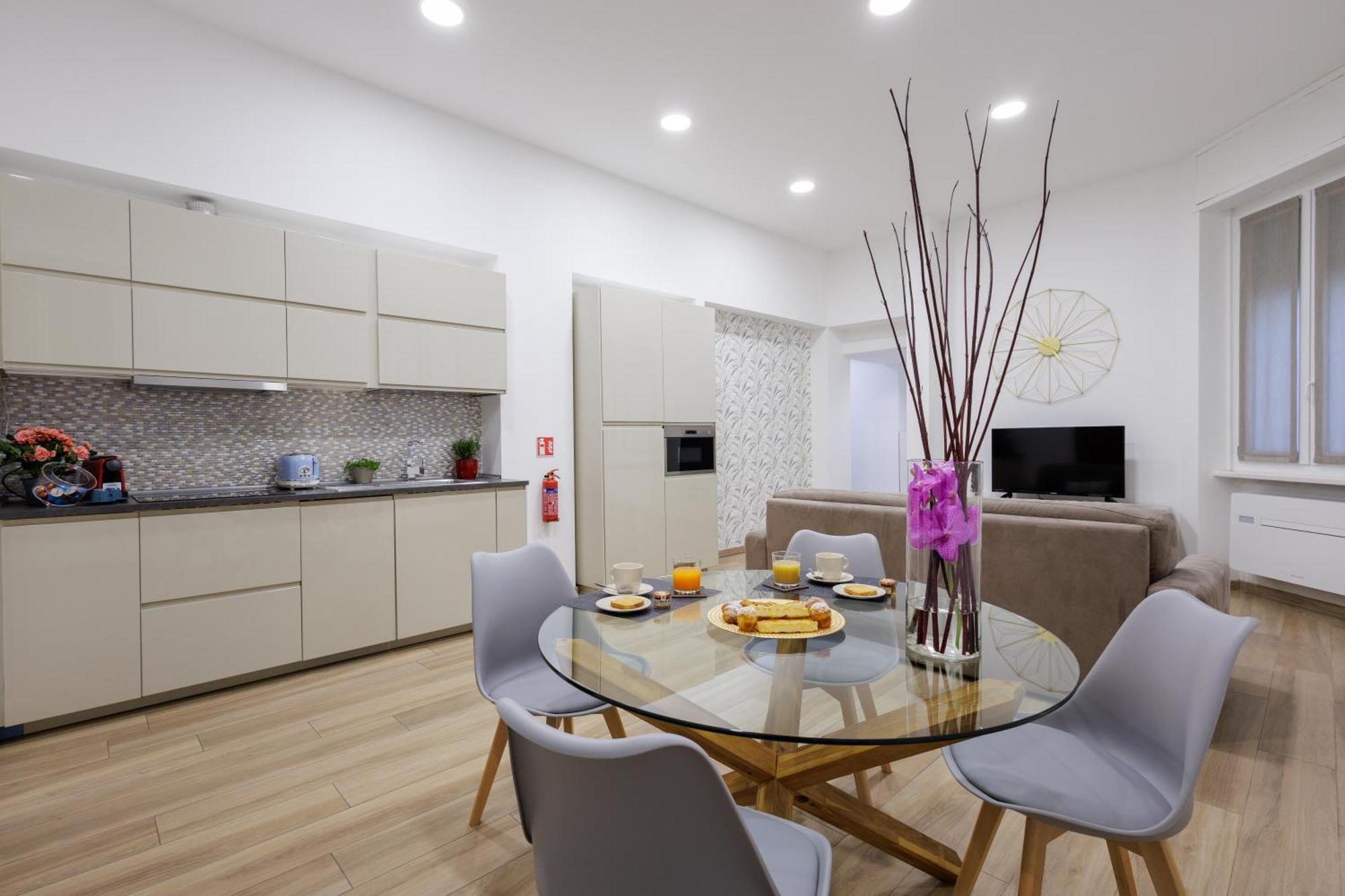 Genoa Lux Apartments With Parking Экстерьер фото