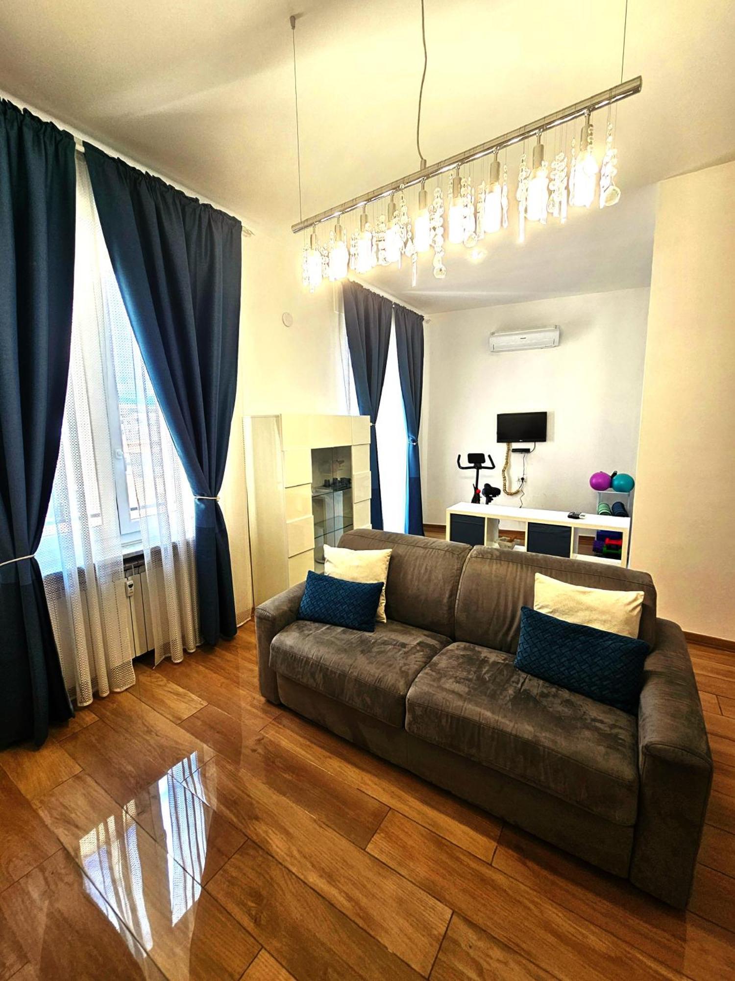 Genoa Lux Apartments With Parking Экстерьер фото